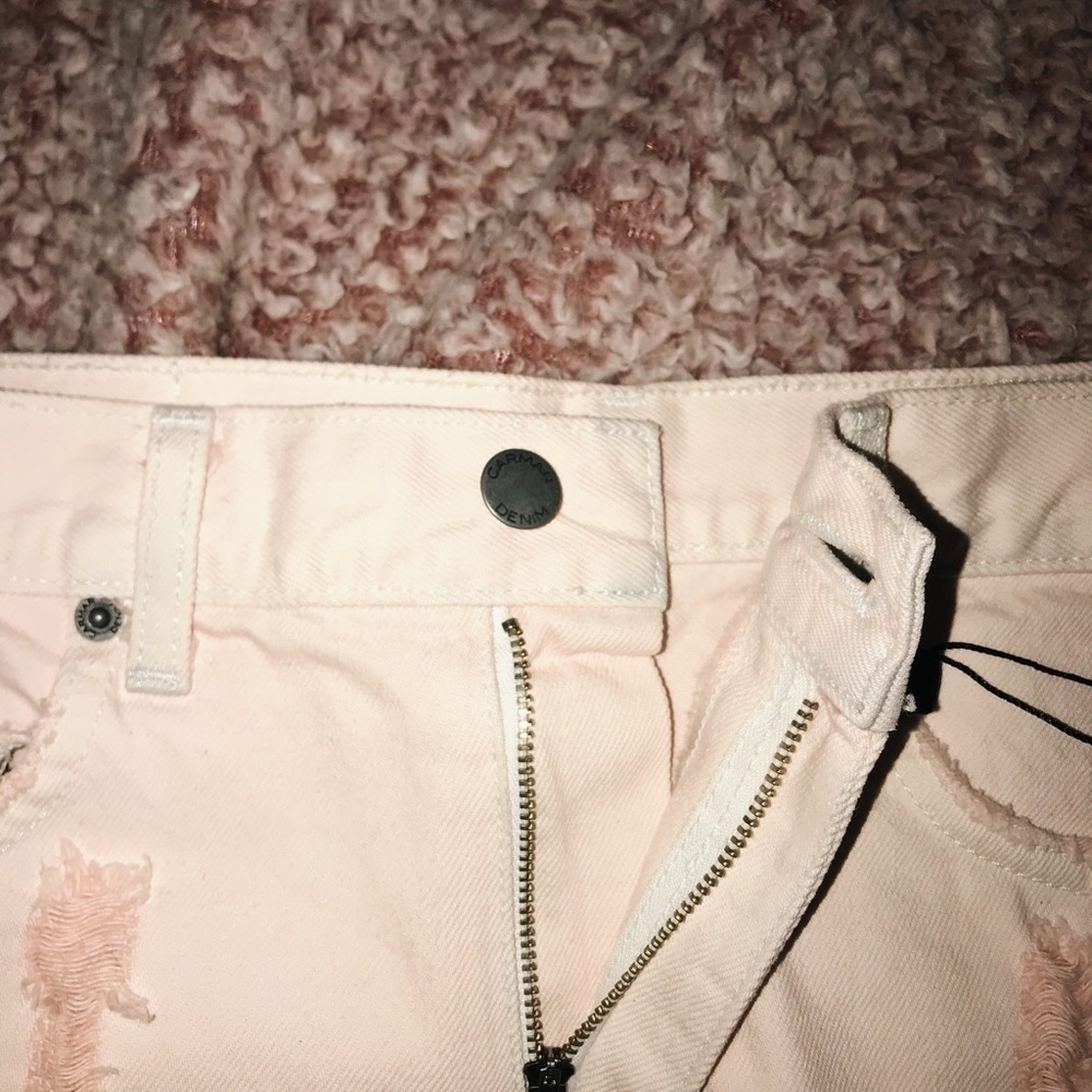 High Rise, Non-Stretch, ‘Paris’ Distressed Shorts - Picture 7 of 8